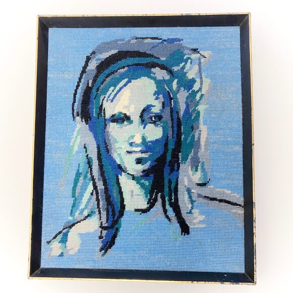 Vintage MCM Mysterious Blue Woman Tapestry Portrait by Penelope, Titled 'Farida' - Picture 3 of 5
